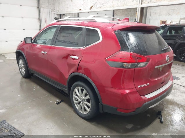 JN8AT2MV6HW273633 Nissan ROGUE SV