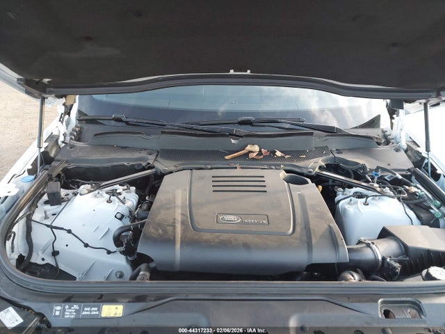 SALRJ2FX6S2513869 Land Rover Discovery P300 S