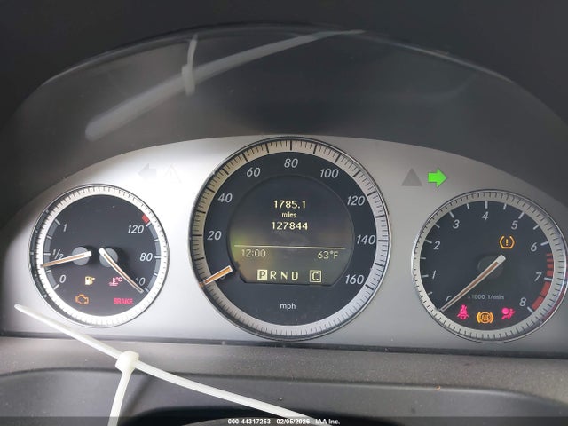 44317253 :رقم المزاد ، WDDGF54X88F038799 vin ، 2008 Mercedes-benz C 300 Luxury/sport مزاد بيع