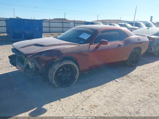 Dodge Challenger Sxt 2018 2C3CDZAG3JH241506 Image 2