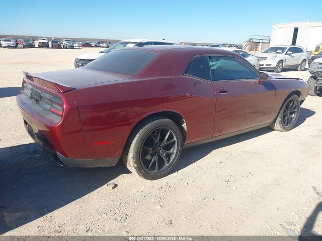 Dodge Challenger Sxt 2018 2C3CDZAG3JH241506 Image 4