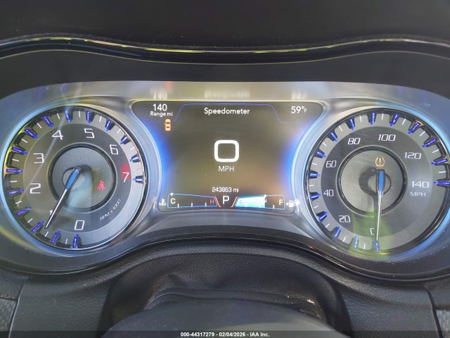2C3CCABG4FH756119 Chrysler 300 300s