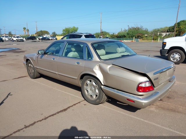 2003 JAGUAR XJ SAJDA14C63LF58922 Photo 2