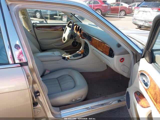2003 JAGUAR XJ SAJDA14C63LF58922 Photo 4