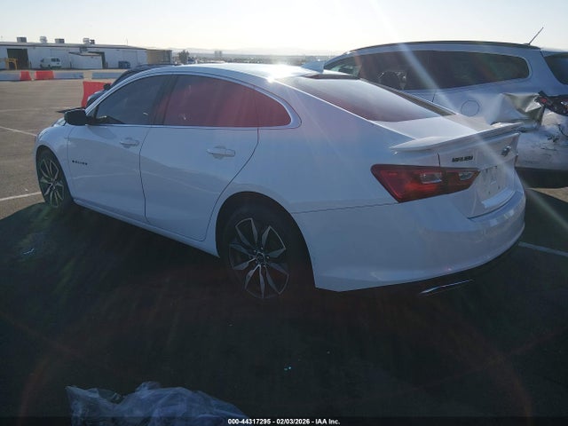 1G1ZG5ST4NF105144 Chevrolet Malibu Fwd Rs