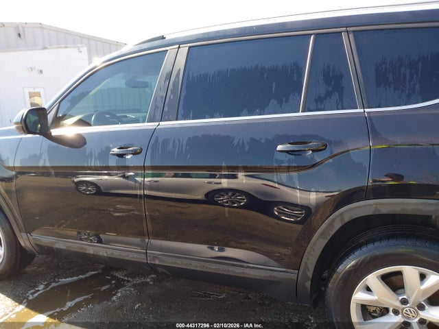 2018 Volkswagen Atlas 3.6l V6 Se/3.6l V6 Se W/technology მანქანა იყიდება აუქციონზე, vin: 1V2LR2CA2JC553105, აუქციონის ნომერი: 44317296