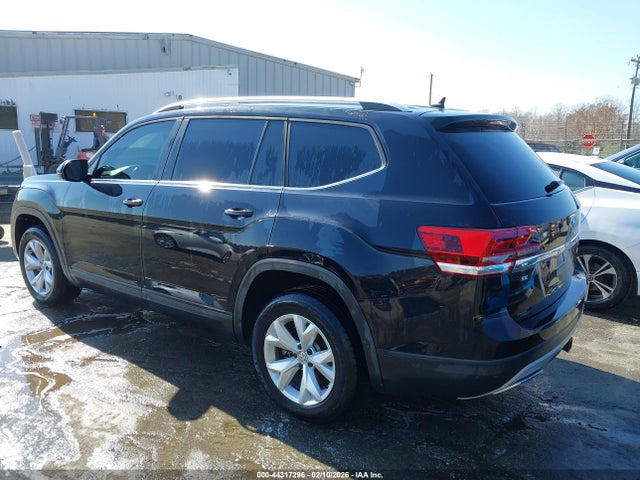 2018 Volkswagen Atlas 3.6l V6 Se/3.6l V6 Se W/technology მანქანა იყიდება აუქციონზე, vin: 1V2LR2CA2JC553105, აუქციონის ნომერი: 44317296