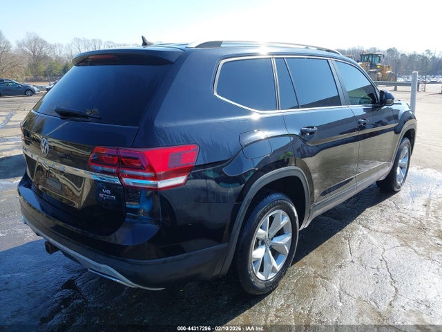 2018 Volkswagen Atlas 3.6l V6 Se/3.6l V6 Se W/technology მანქანა იყიდება აუქციონზე, vin: 1V2LR2CA2JC553105, აუქციონის ნომერი: 44317296