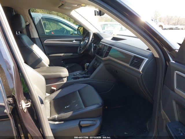 2018 Volkswagen Atlas 3.6l V6 Se/3.6l V6 Se W/technology მანქანა იყიდება აუქციონზე, vin: 1V2LR2CA2JC553105, აუქციონის ნომერი: 44317296