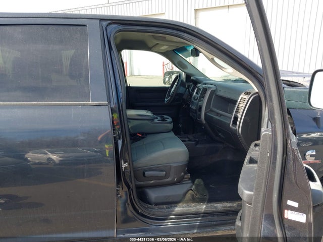 3C63R3CL7GG361281 RAM 3500 St