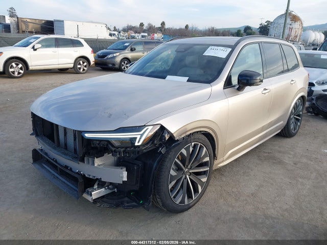 YV4062PM8T1478682 Volvo Xc90 Ultra Dark Theme
