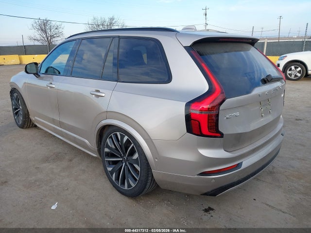 YV4062PM8T1478682 Volvo Xc90 Ultra Dark Theme