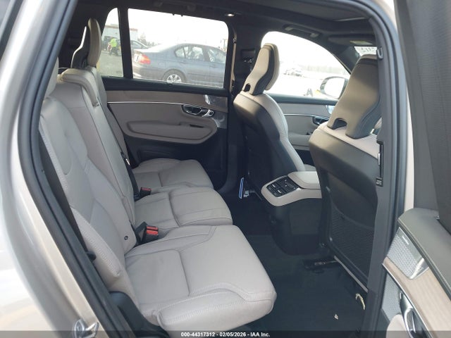 YV4062PM8T1478682 Volvo Xc90 Ultra Dark Theme