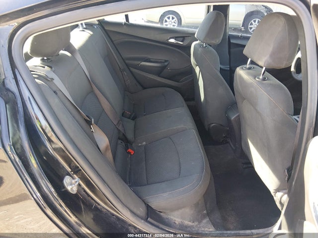 1G1BC5SM2H7216120 Chevrolet Cruze Ls Auto