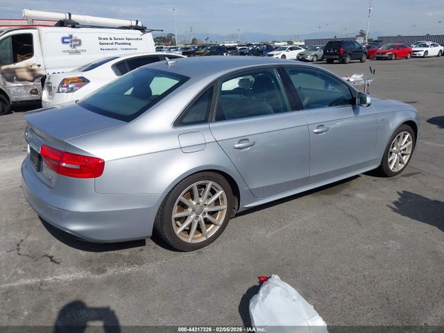 2015 AUDI A4 WAUFFAFL6FA081375 Photo 3