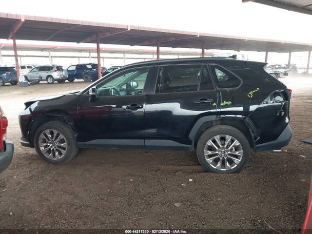 Toyota Rav4 Xle Premium 2021 2T3A1RFV2MC256412 Image 15