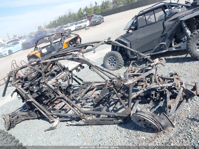 2022 CAN-AM MAVERICK X3 MAX 3JBVNAV23NE001328 Photo 3