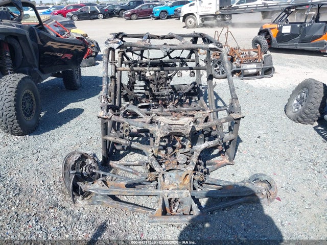 2022 CAN-AM MAVERICK X3 MAX 3JBVNAV23NE001328 Photo 4