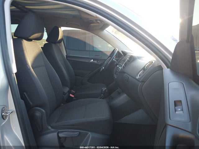 2013 VOLKSWAGEN TIGUAN WVGAV7AX6DW547587 Photo 4