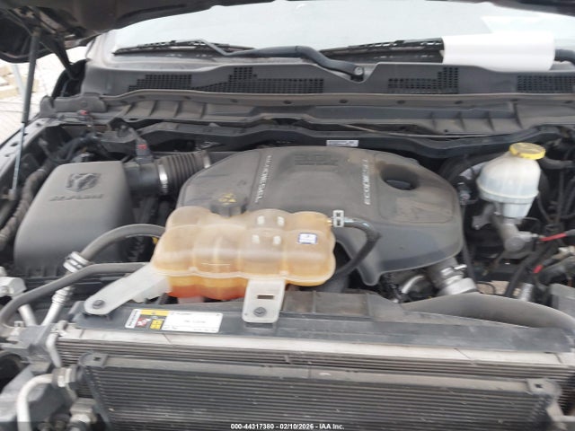 2018 Ram 1500 Laramie  4x4 5'7 Box მანქანა იყიდება აუქციონზე, vin: 1C6RR7NM3JS231764, აუქციონის ნომერი: 44317380