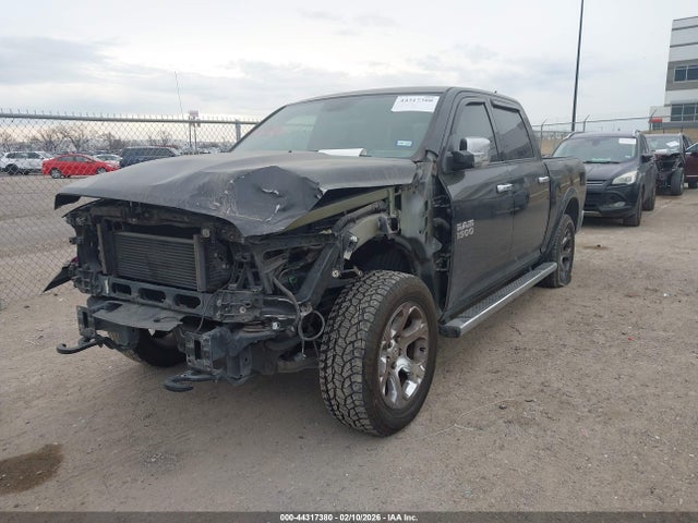 2018 Ram 1500 Laramie  4x4 5'7 Box მანქანა იყიდება აუქციონზე, vin: 1C6RR7NM3JS231764, აუქციონის ნომერი: 44317380