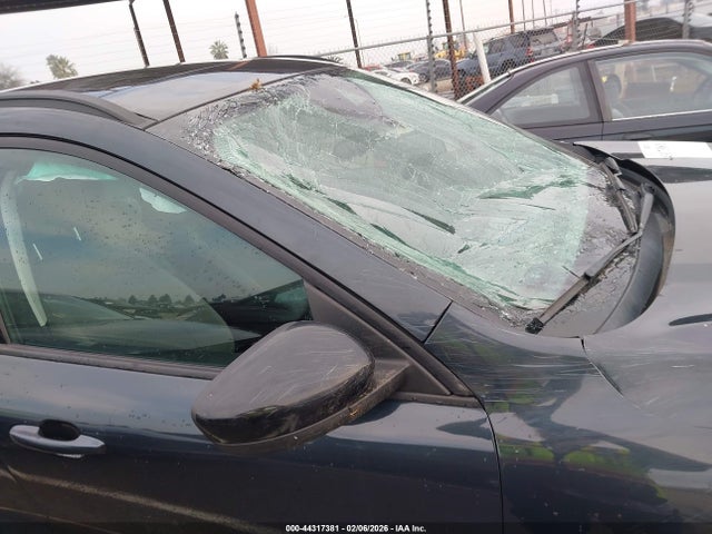 1FMCU0BZ5NUB10261 Ford Escape Se Hybrid