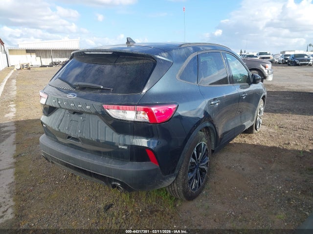 1FMCU0BZ5NUB10261 Ford Escape Se Hybrid