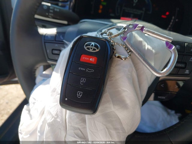 4T1DBADK7SU028740 Toyota CAMRY LE
