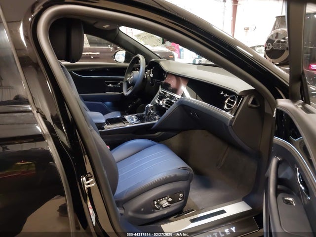 Bentley Flying Spur V8 2022 SCBBG6ZG6NC004201 Image 18