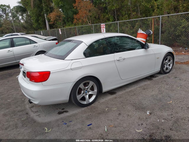 2013 BMW 335I WBADX7C51DPA97767 Photo 3
