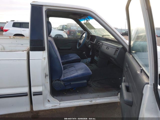 1991 Mazda B2200 Long Bed მანქანა იყიდება აუქციონზე, vin: JM2UF2132M0110716, აუქციონის ნომერი: 44317474