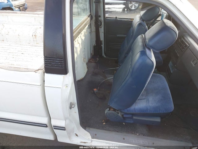 1991 Mazda B2200 Long Bed მანქანა იყიდება აუქციონზე, vin: JM2UF2132M0110716, აუქციონის ნომერი: 44317474