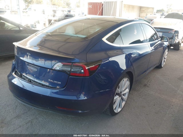 2018 TESLA MODEL 3 5YJ3E1EB1JF055669 Photo 3