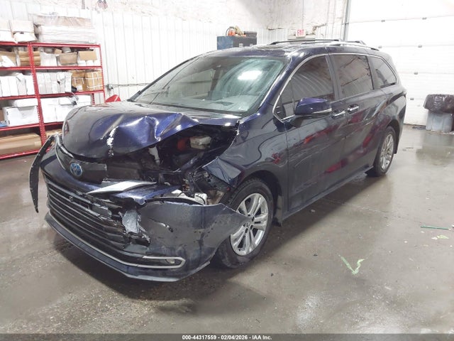 5TDESKFC1PS105666 Toyota Sienna Platinum