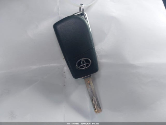 4T1G11AK6MU563789 Toyota CAMRY SE