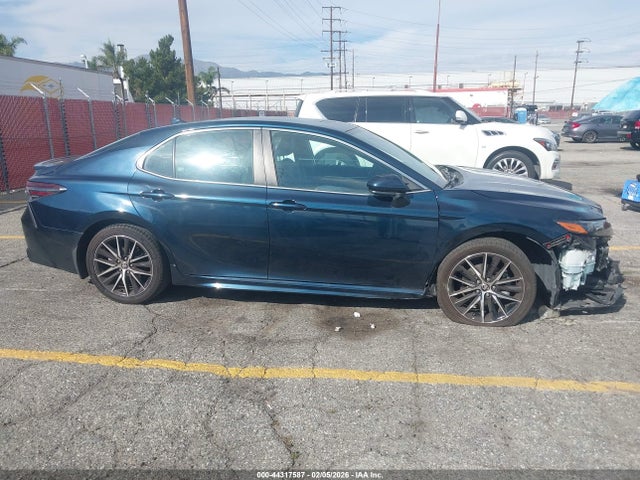 4T1G11AK6MU563789 Toyota CAMRY SE