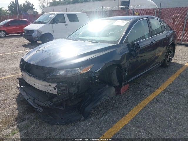 4T1G11AK6MU563789 Toyota CAMRY SE