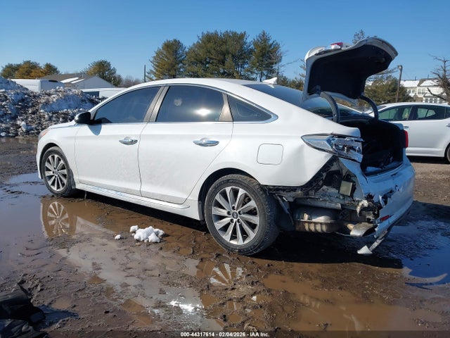 2016 Hyundai Sonata Sport მანქანა იყიდება აუქციონზე, vin: 5NPE34AF3GH273938, აუქციონის ნომერი: 44317614