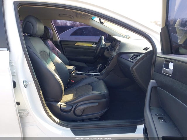 2016 Hyundai Sonata Sport მანქანა იყიდება აუქციონზე, vin: 5NPE34AF3GH273938, აუქციონის ნომერი: 44317614