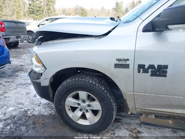 Продаж на аукціоні авто 2019 Ram 1500 Classic Slt  4x4 6'4 Box, vin: 1C6RR7TTXKS551014, номер лоту: 44317616