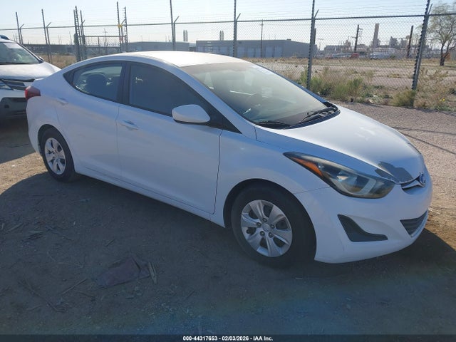 2016 HYUNDAI ELANTRA 5NPDH4AE2GH772850