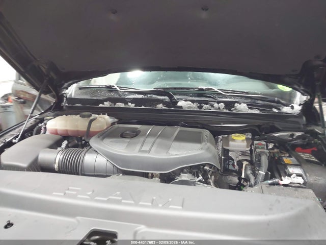 1C6SRFFP5SN561054 RAM 1500 Big Horn 4x4 5&#039;7 Box