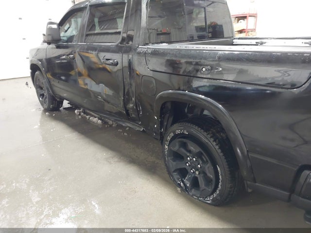 1C6SRFFP5SN561054 RAM 1500 Big Horn 4x4 5&#039;7 Box