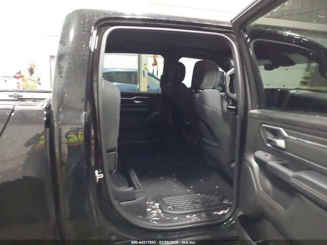 1C6SRFFP5SN561054 RAM 1500 Big Horn 4x4 5&#039;7 Box