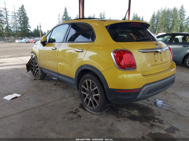 2016 FIAT 500X ZFBCFYET0GP334457 Photo 2