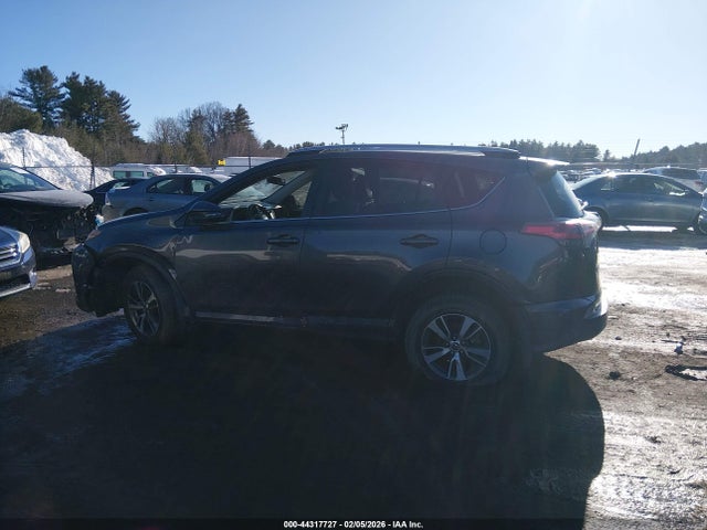 Toyota Rav4 Xle 2016 JTMRFREV2GJ064446 Image 14