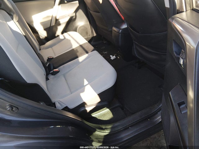 JTMRFREV2GJ064446 Toyota Rav4 Xle