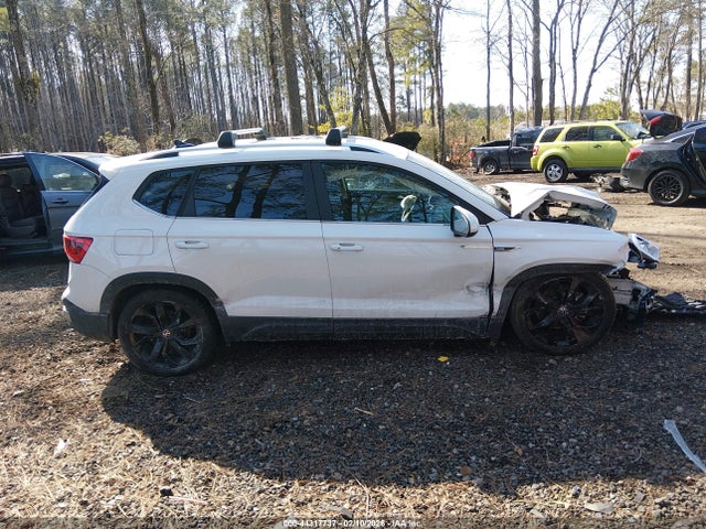 2024 Volkswagen Taos 1.5t Se მანქანა იყიდება აუქციონზე, vin: 3VVSX7B24RM001630, აუქციონის ნომერი: 44317737