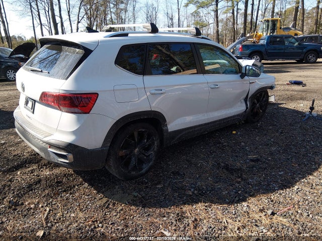 2024 Volkswagen Taos 1.5t Se მანქანა იყიდება აუქციონზე, vin: 3VVSX7B24RM001630, აუქციონის ნომერი: 44317737