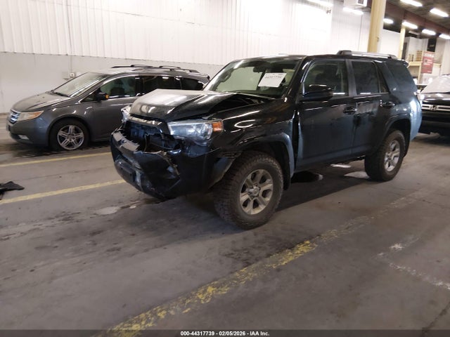 JTEBU5JR8K5725662 Toyota 4RUNNER SR5